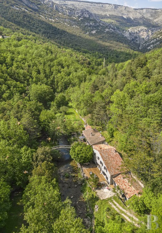 A former 19th-century water mill in the heart of nature north-west of Grasse in Alpes-Maritimes - photo  n°3